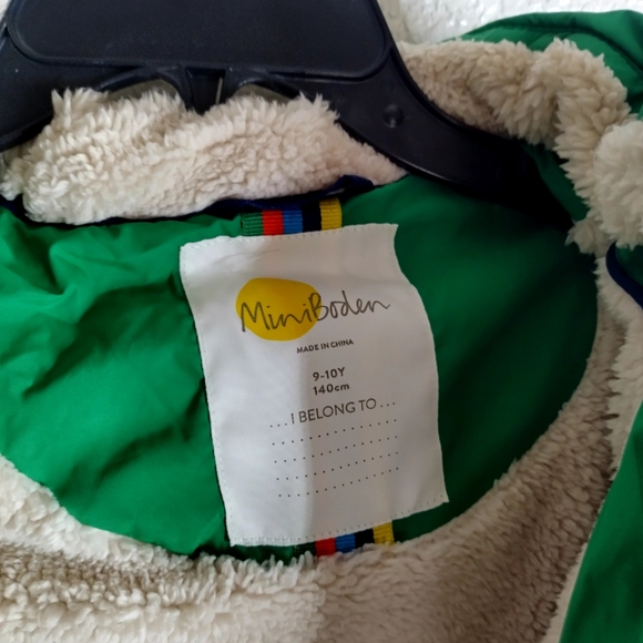 Mini Boden Fun Padded Jacket Highland Green Dragon Hooded Coat Sz 9-10 - Picture 5 of 5